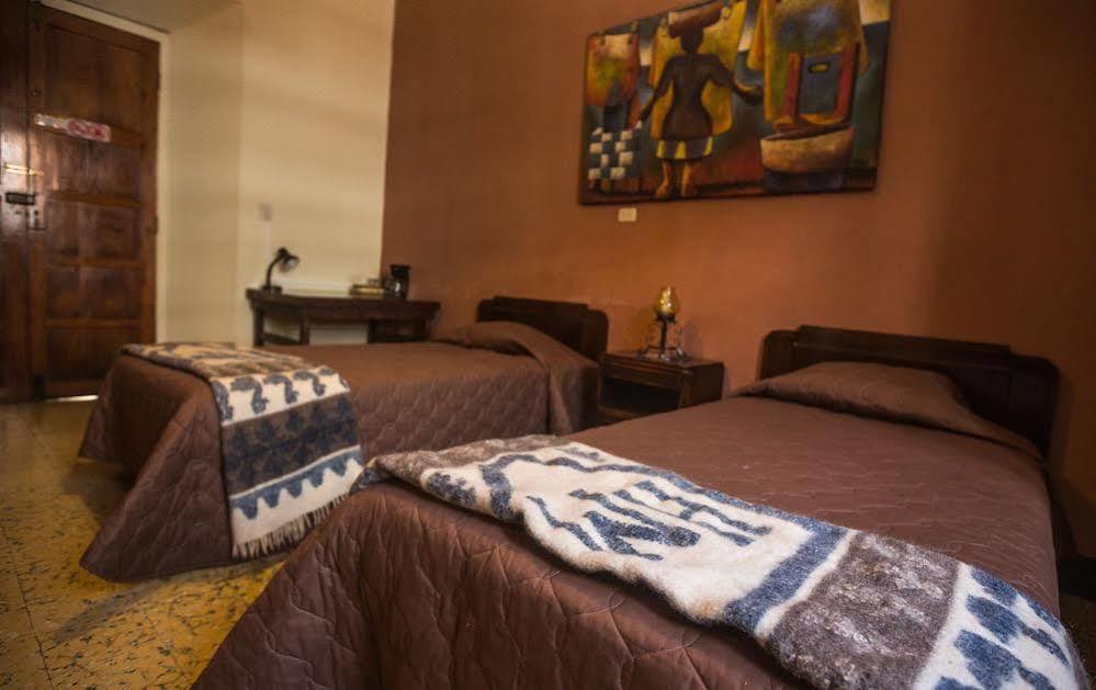 קצאלטננגו Hotel Modelo מראה חיצוני תמונה