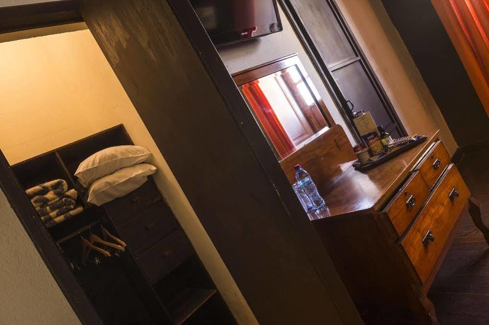קצאלטננגו Hotel Modelo מראה חיצוני תמונה