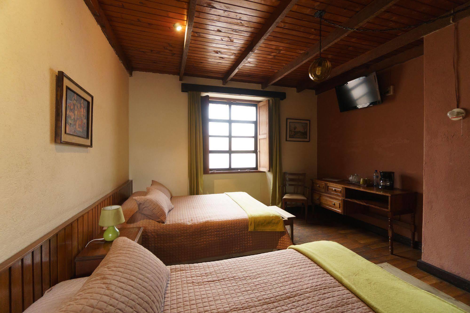 קצאלטננגו Hotel Modelo מראה חיצוני תמונה