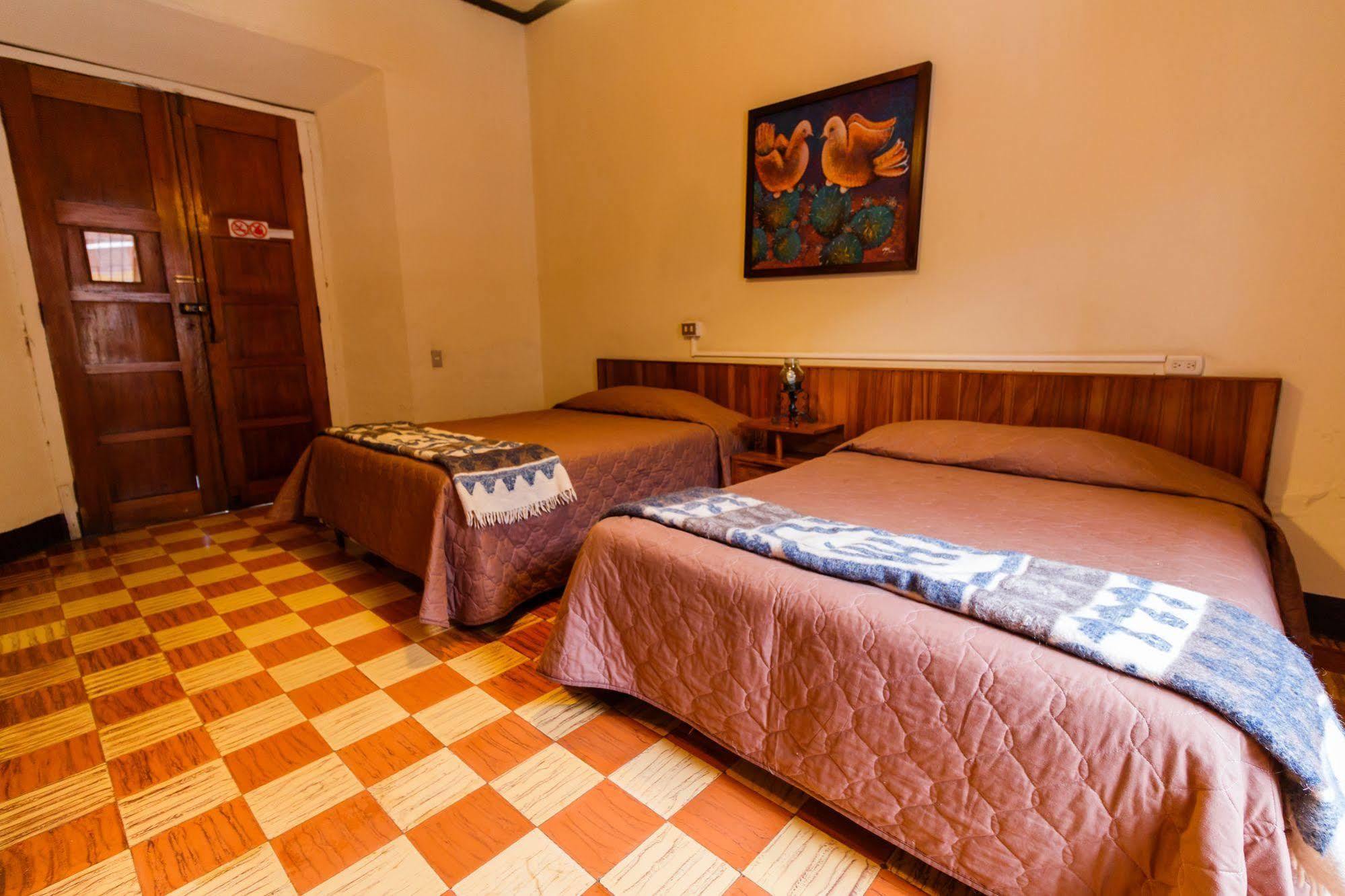 קצאלטננגו Hotel Modelo מראה חיצוני תמונה
