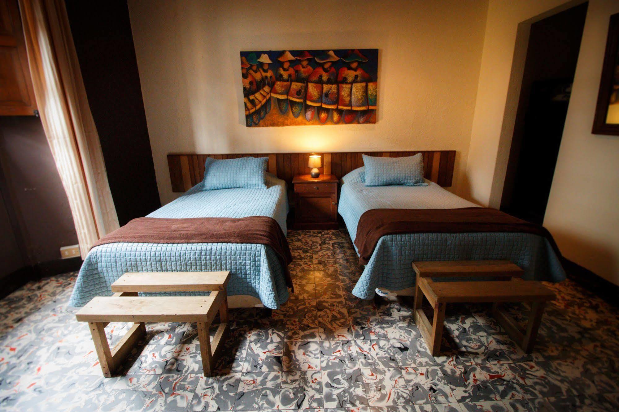 קצאלטננגו Hotel Modelo מראה חיצוני תמונה