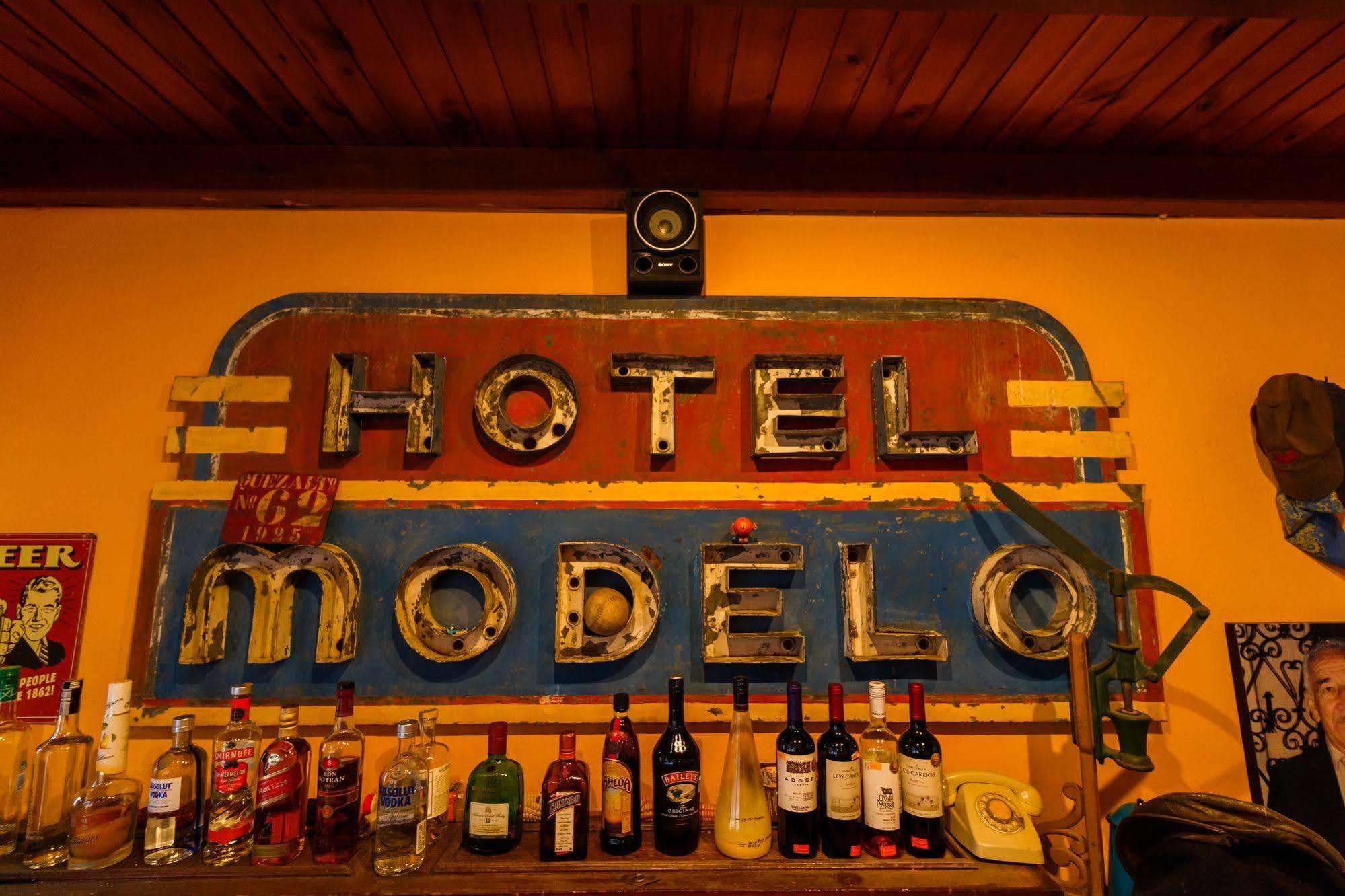 קצאלטננגו Hotel Modelo מראה חיצוני תמונה